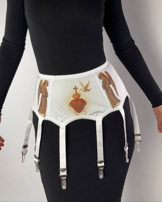 Holy Heart Garter Belt (Size S-L)
