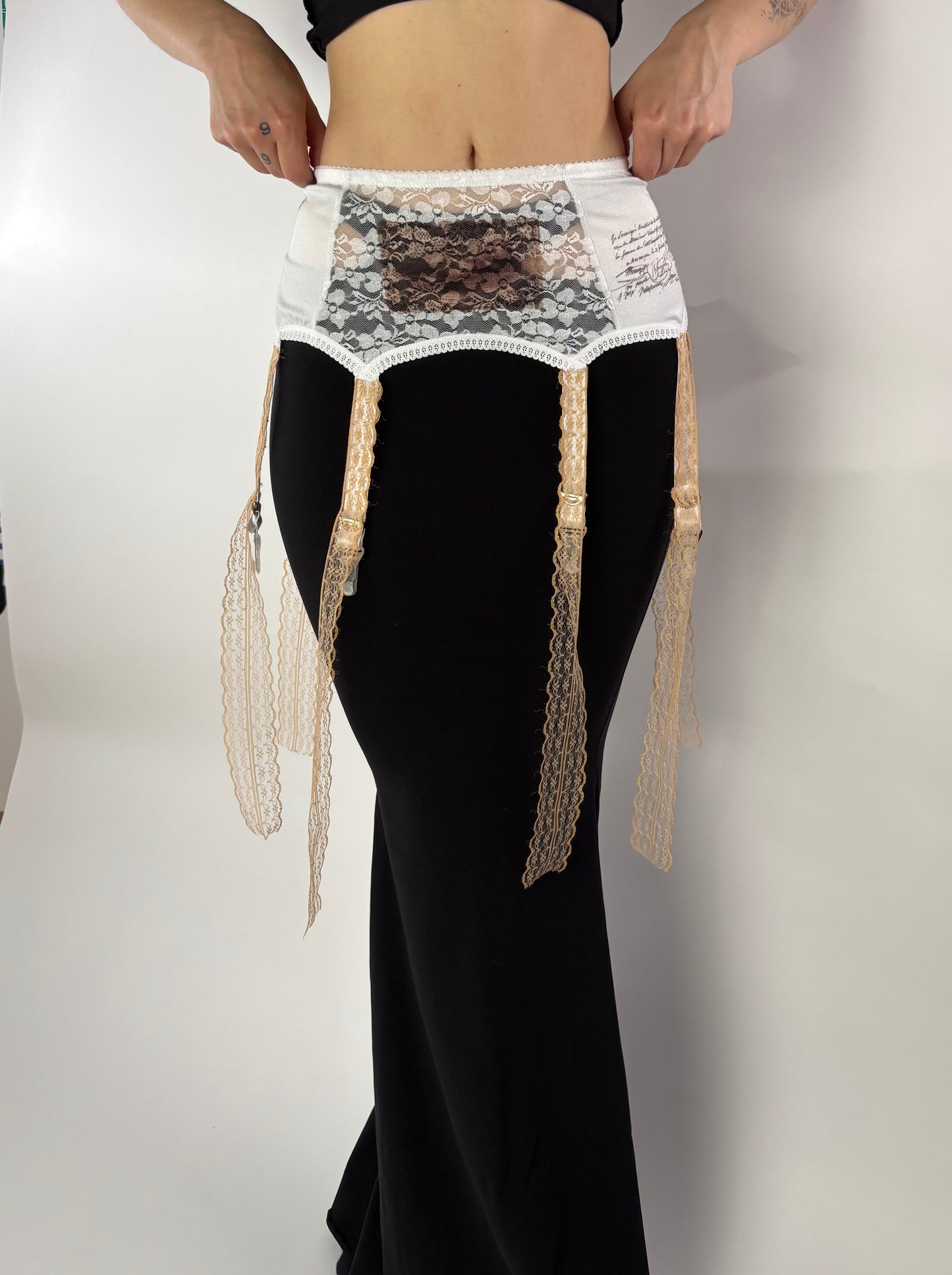 Medieval Lace Garter Belt (Size S–M)